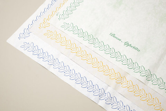 Tovaglia 100x100 politenata cornice Verde 100 pezzi - immagine 1